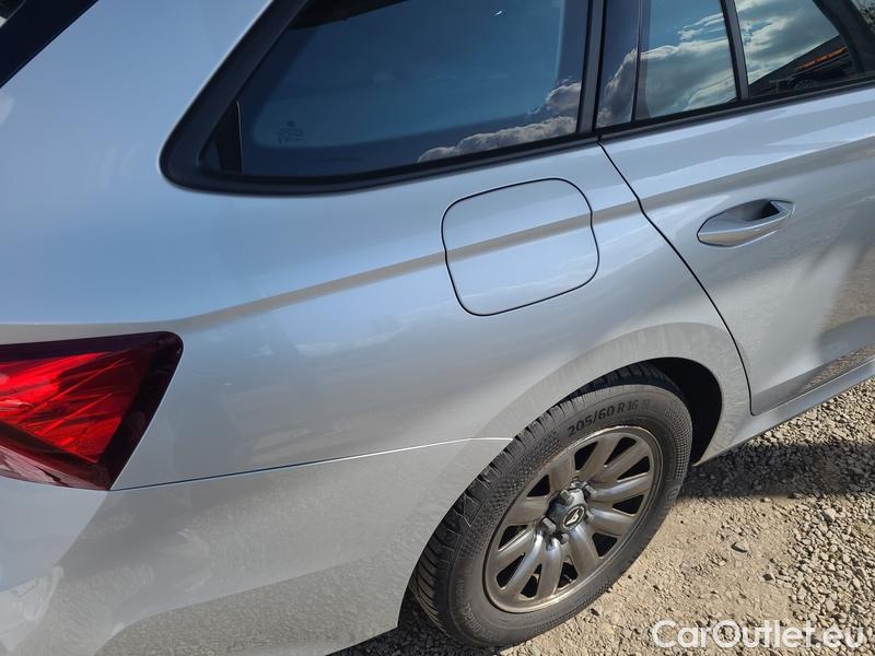  Skoda  Octavia  Combi (NX3)(2020) Oct.C.2.0TDI 110 4x4 Ambit AT #8