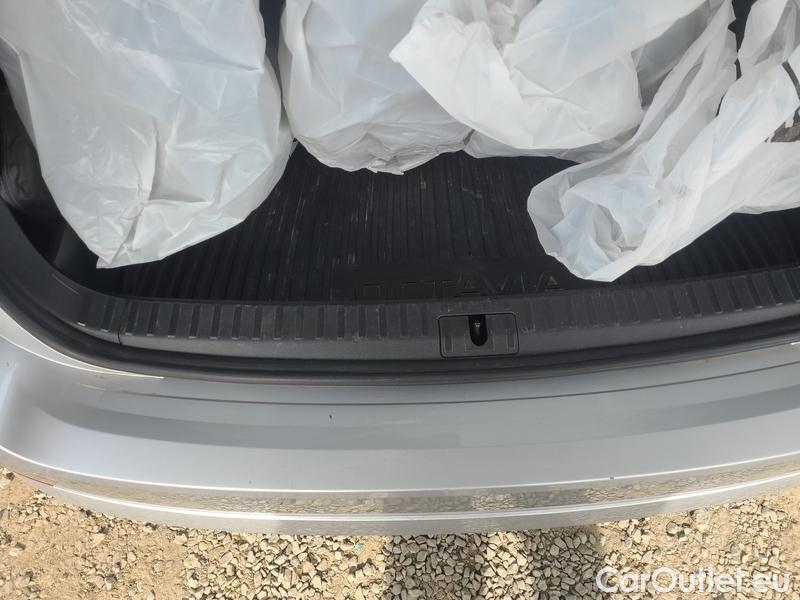  Skoda  Octavia  Combi (NX3)(2020) Oct.C.2.0TDI 110 4x4 Ambit AT #10