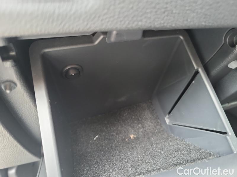  Skoda  Octavia  Combi (NX3)(2020) Oct.Combi 1.5TSI 110 Style #15