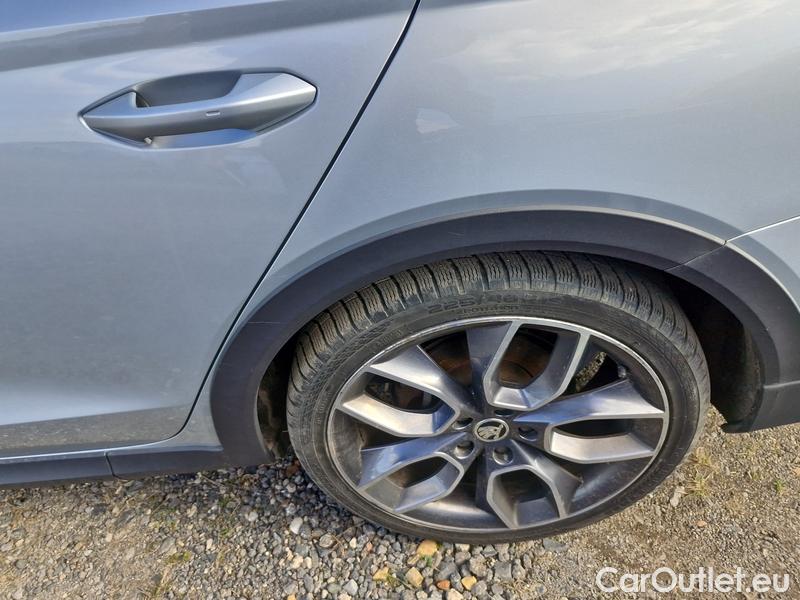  Skoda  Octavia  Combi (NX3)(2020) Oct.C. 2.0TDI 147 Scout 4x4 AT #8