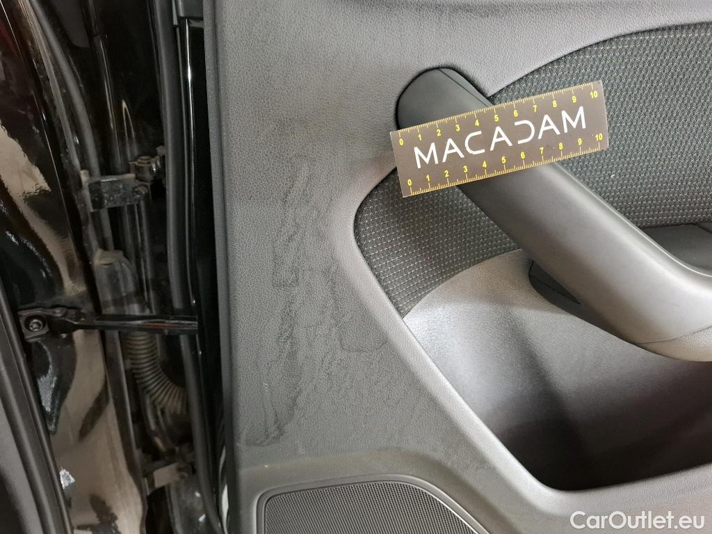  Audi  Q3  S Line Quattro 2.0 TDI 150CV BVA7 E6 #28