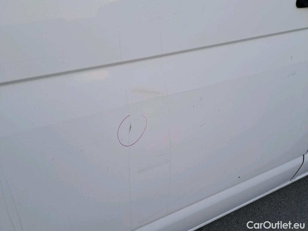  Land Rover  Discovery VOLKSWAGEN Transporter / 2020 / 4P / furgón Furgón Corto TN 2.0 TDI 81kW (110CV) #21