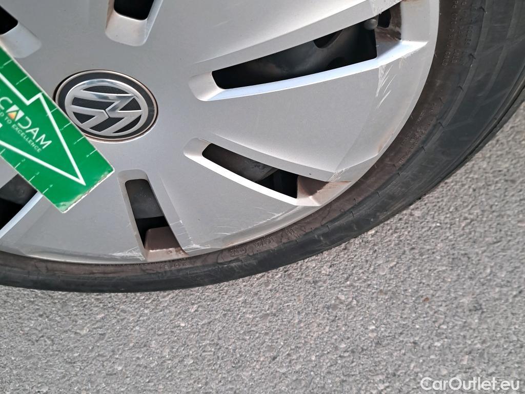  Land Rover  Discovery VOLKSWAGEN Transporter / 2020 / 4P / furgón Furgón Corto TN 2.0 TDI 81kW (110CV) #36