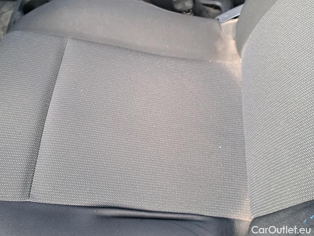  Toyota  Proace TOYOTA  COMBI CITY 1.5D 75kW (100CV) GX L1 #27