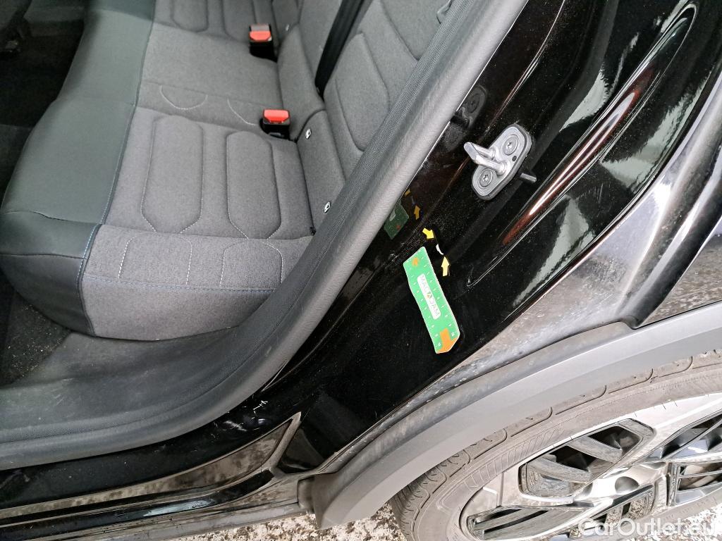  Citroen  C4 CITROEN  X / 2022 / 4P / Berline PureTech 130 S&S EAT8 Feel Pack #19