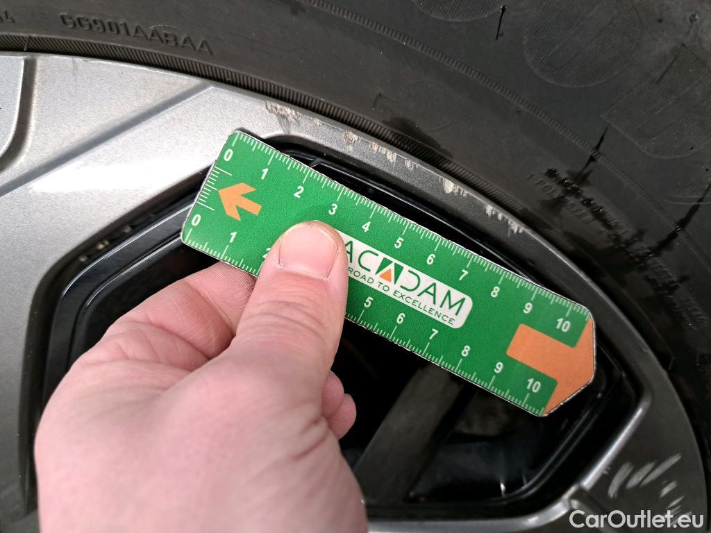  Citroen  C4 CITROEN  X / 2022 / 4P / Berline PureTech 130 S&S EAT8 Feel Pack #37