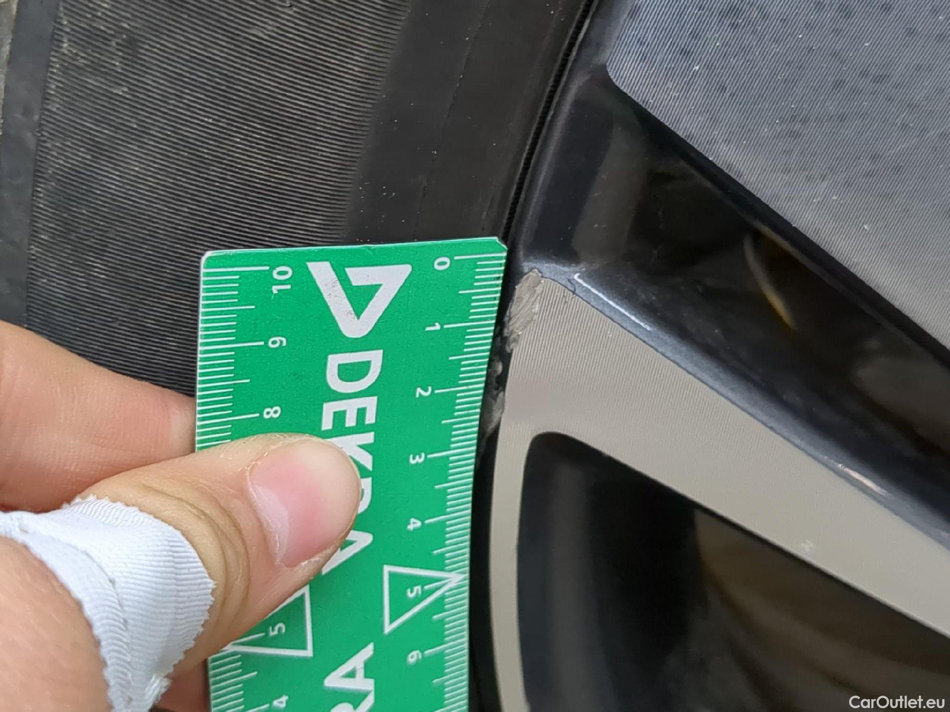  Hyundai  Bayon HYUNDAI  / 2021 / 5P / SUV 1.0 T-GDI 100 HYBRID 48V INTUITIVE #3