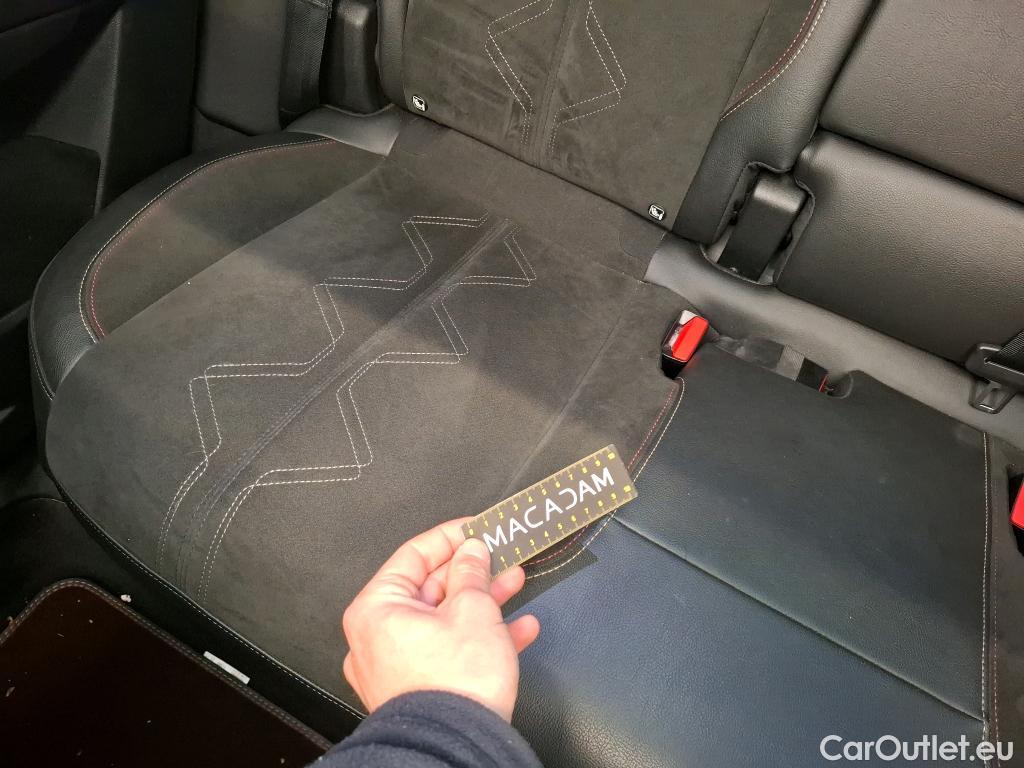  DS  DS7 DS DS 7 Crossback / 2017 / 5P / SUV E-TENSE 225 PERFORMANCE Line + #17