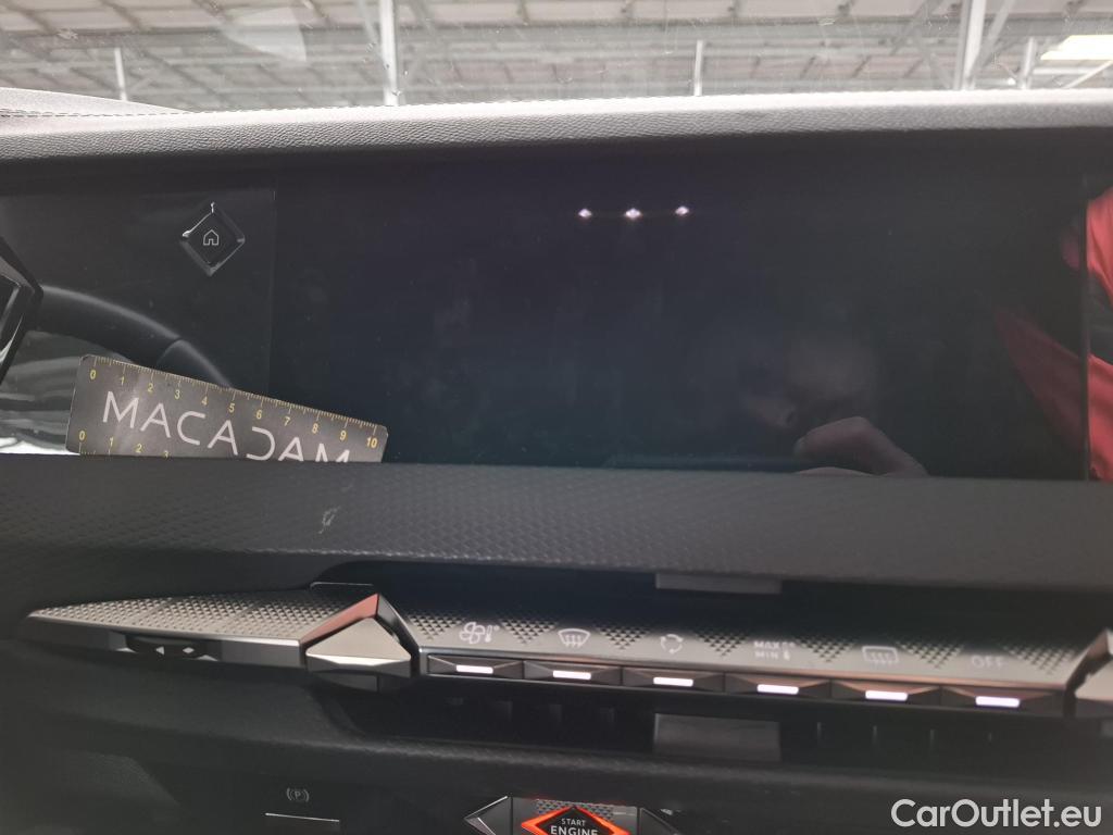  DS  DS4 DS DS 4 / 2021 / 5P / Berline E-TENSE 225 TROCADERO AUTO
 #37