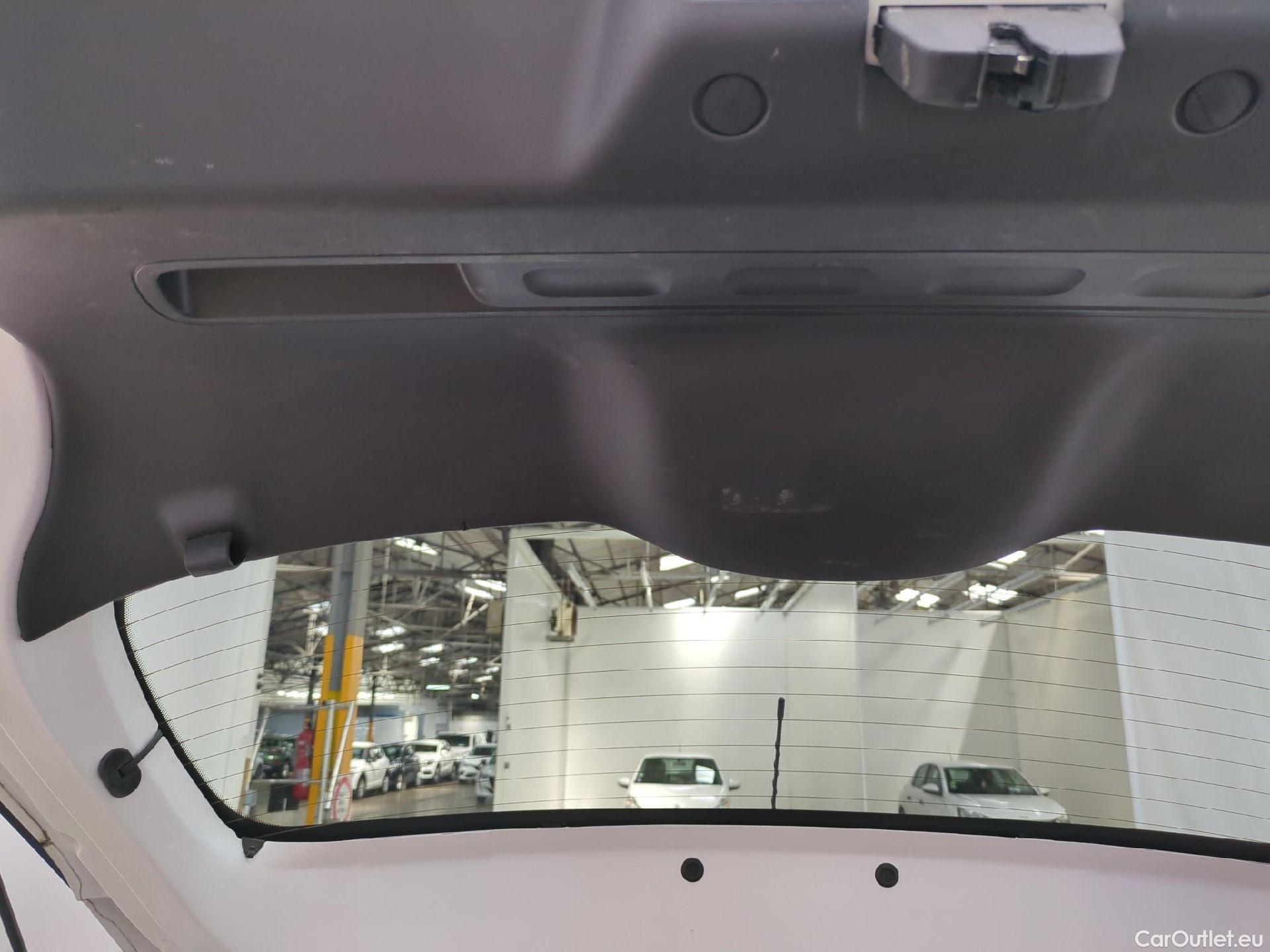  Citroen  C3  C-Series 1.5 BlueHDI 100CV BVM6 6E #24