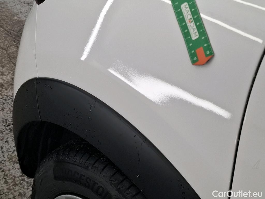  Citroen  C3  Feel Business 1.2 PureTech 80CV BVM5 E6d #4