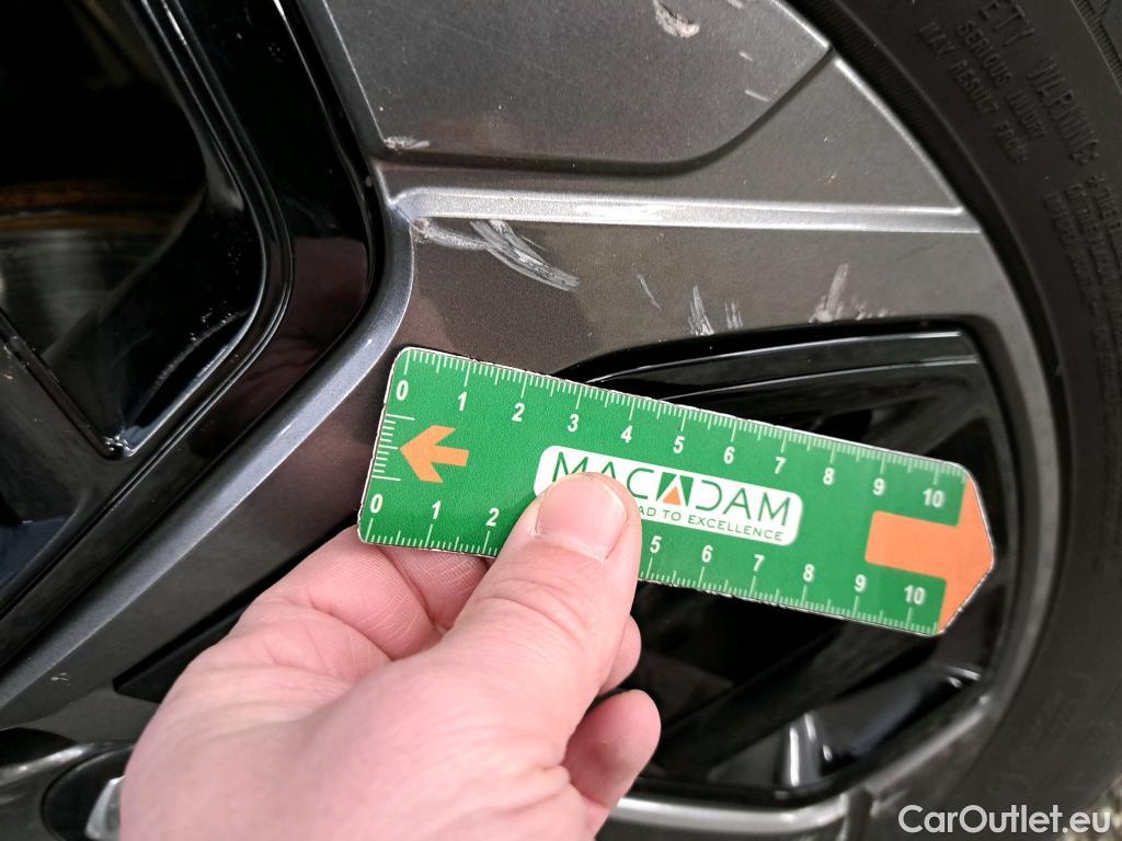  Citroen  C4 CITROEN  X / 2022 / 4P / Berline PureTech 130 S&S EAT8 Feel Pack #33