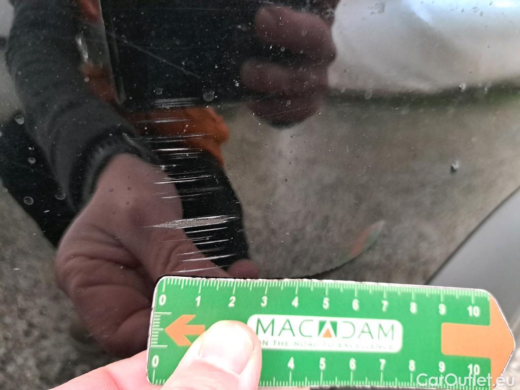  Citroen  C4 CITROEN  X / 2022 / 4P / Berline PureTech 130 S&S EAT8 Feel Pack #24