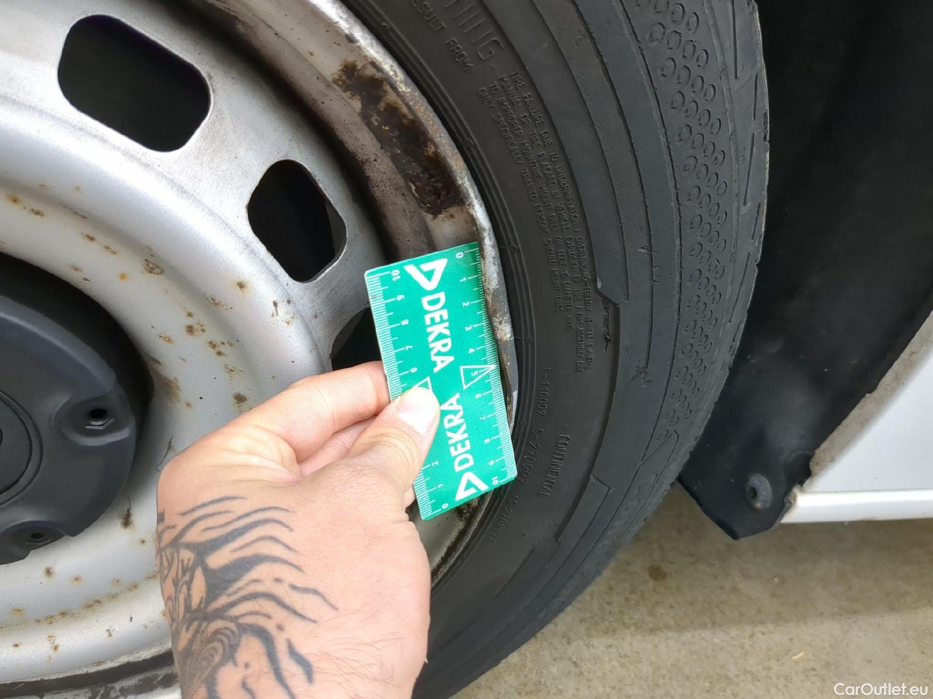  Citroen  Berlingo  Fourgon Club M 650 1.5 BlueHDi 75CV BVM5 E6dT #8