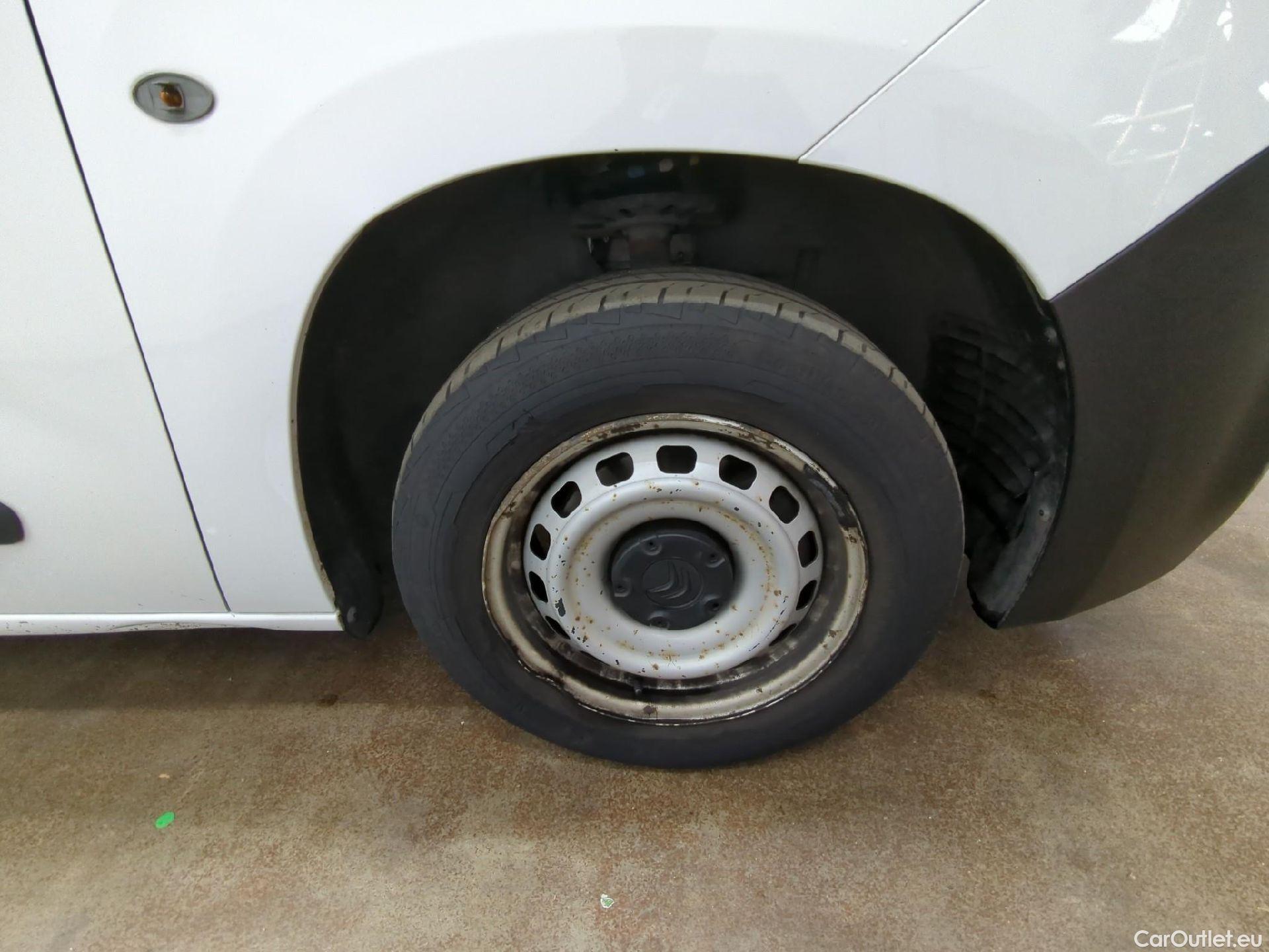  Citroen  Berlingo  Fourgon Club M 650 1.5 BlueHDi 75CV BVM5 E6dT #33