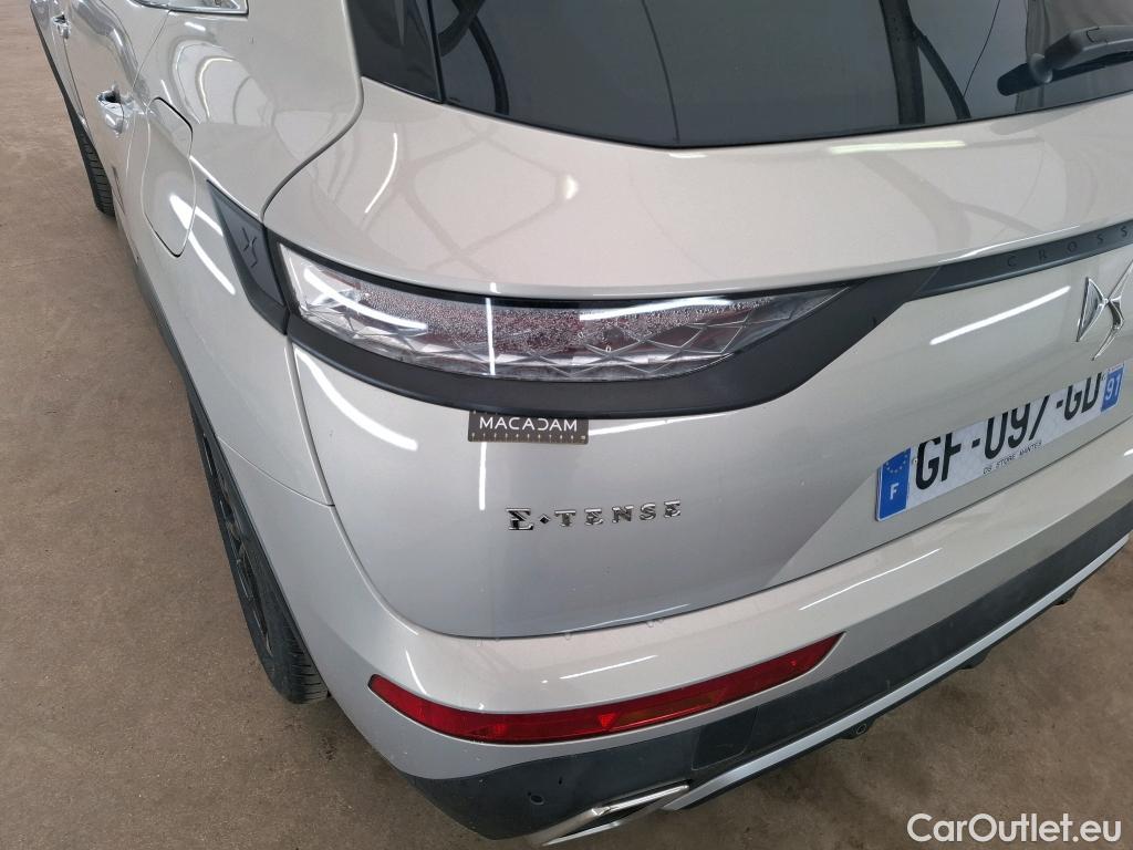  DS  DS7 DS DS 7 Crossback / 2017 / 5P / SUV E-TENSE 225 PERFORMANCE Line + #1