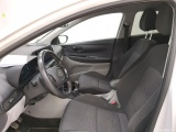  Hyundai  Bayon HYUNDAI  / 2021 / 5P / SUV 1.0 T-GDI 100 HYBRID 48V INTUITIVE #9