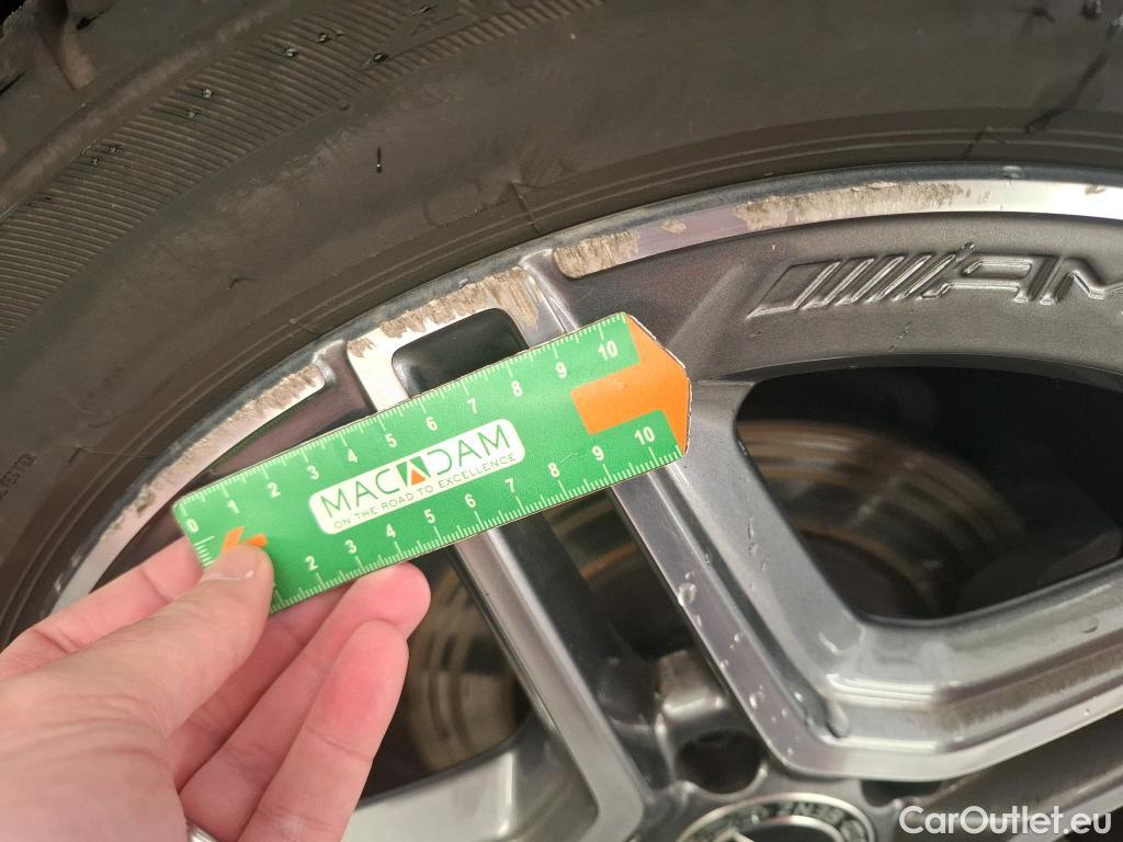  Mercedes  A-Klasse MERCEDES-BENZ Classe A Berline / 2018 / 4P / Berline A 200 d AMG Line 8G-DCT #32