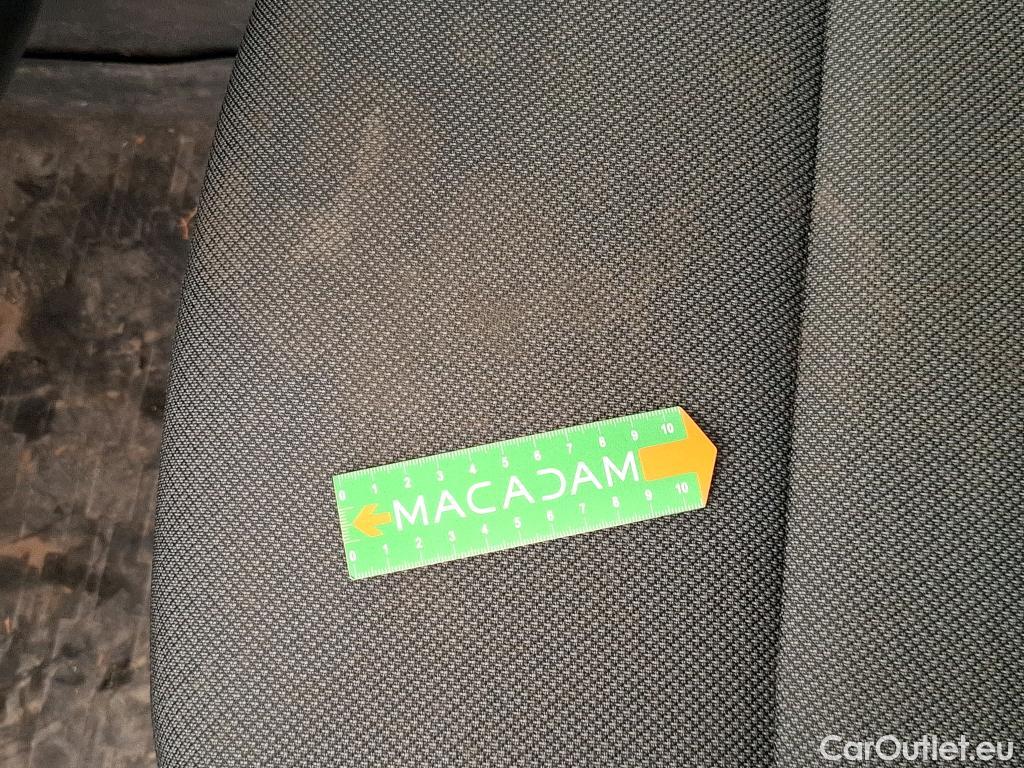  Renault  Kangoo RENAULT  / 2021 / 4P / Fourgonnette GD CONFORT - BLUE DCI 95 #50