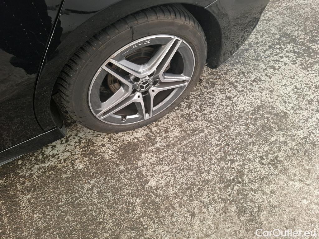  Mercedes  A-Klasse MERCEDES-BENZ Classe A Berline / 2018 / 4P / Berline A 200 d AMG Line 8G-DCT #30