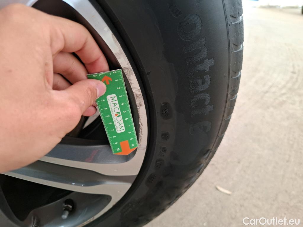  Mercedes  G-Klasee MERCEDES-BENZ Classe GLC 5p SUV GLC 220 d Business Exécutive 4Matic #5