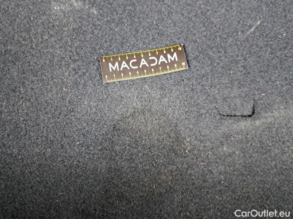  Nissan  Juke NISSAN  / 2019 / 5P / Crossover DIG-T 114 BVM6 Business Edition #18