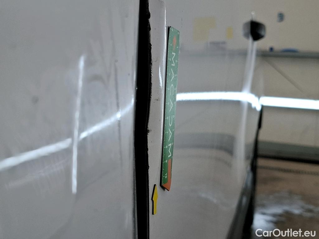  Renault  Kangoo RENAULT  / 2021 / 4P / Fourgonnette GD CONFORT - BLUE DCI 95 #23