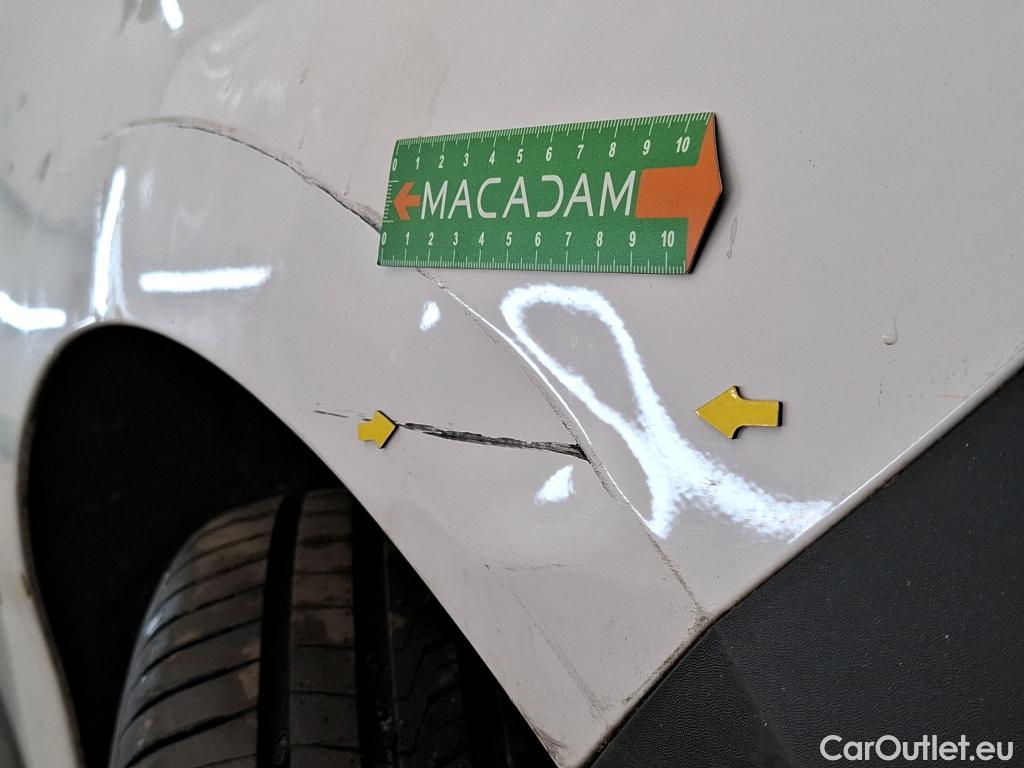  Renault  Kangoo RENAULT  / 2021 / 4P / Fourgonnette GD CONFORT - BLUE DCI 95 #32