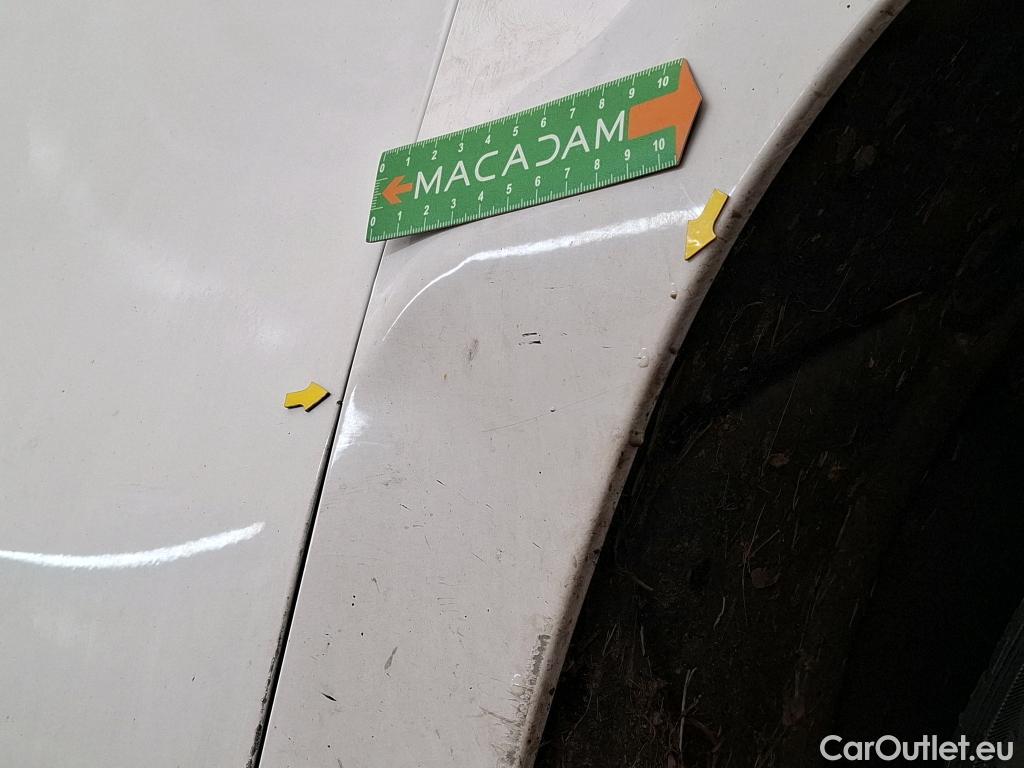  Renault  Kangoo RENAULT  / 2021 / 4P / Fourgonnette GD CONFORT - BLUE DCI 95 #33