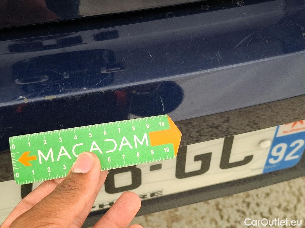  Volkswagen  Golf  VOLKSWAGEN / 2020 / 5P / Berline 2.0 TDI SCR 115 DSG7 Life Busi #31