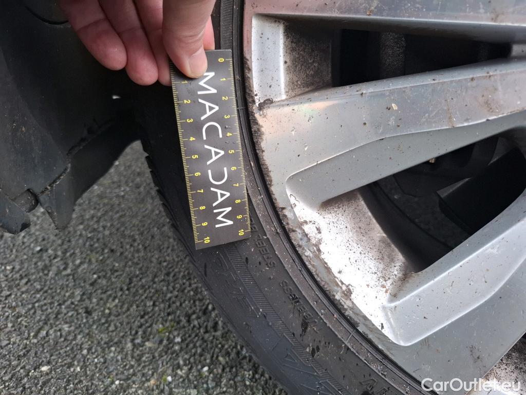  Volkswagen  Golf  VII Berline Confortline Business BMT 1.6 TDI 115CV BVM5 E6dT #54