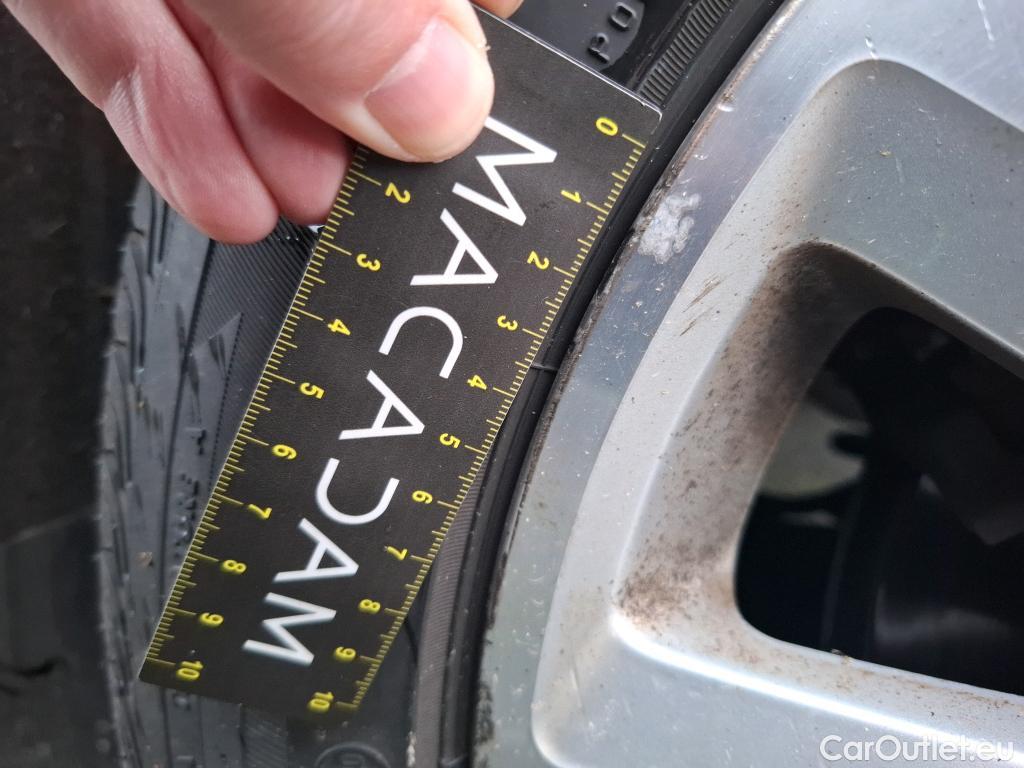  Volkswagen  Golf  VII Berline Confortline Business BMT 1.6 TDI 115CV BVM5 E6dT #63