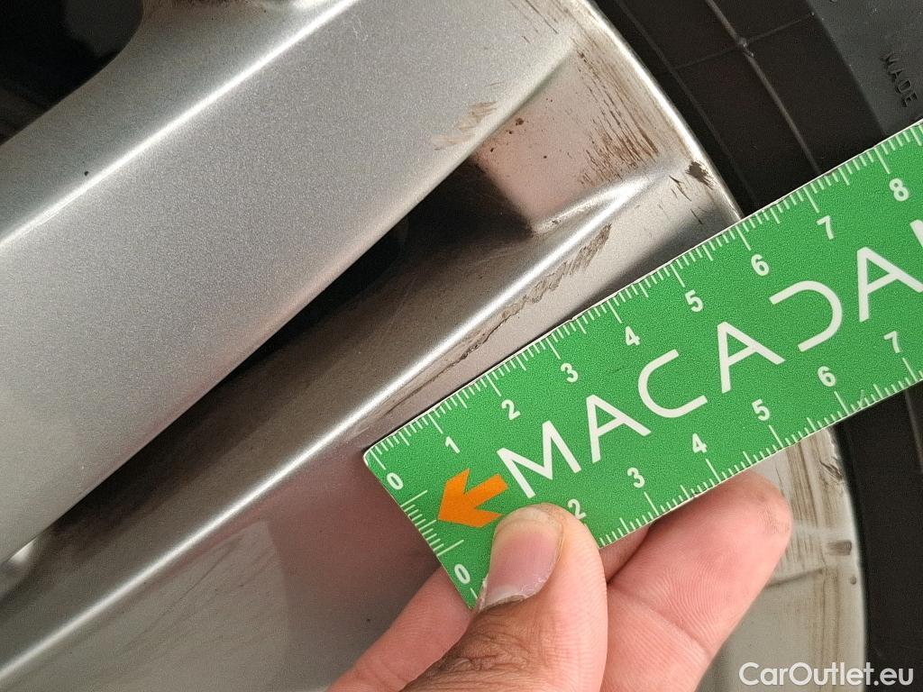  Volkswagen  Golf  VOLKSWAGEN / 2020 / 5P / Berline 2.0 TDI SCR 115 DSG7 Life Busi #55