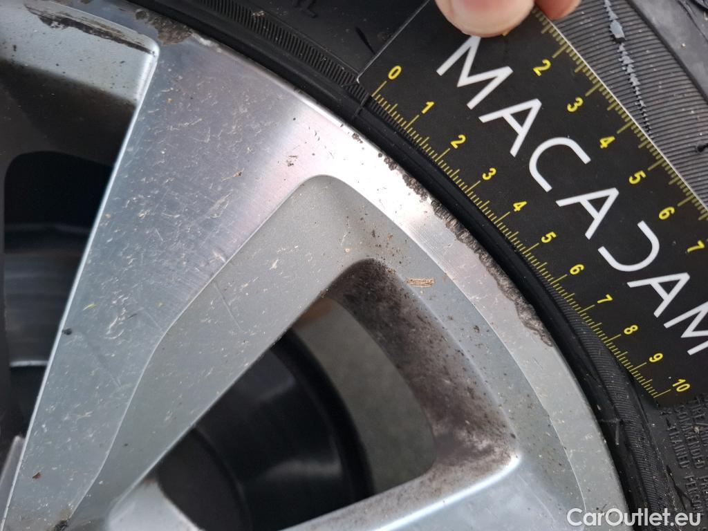  Volkswagen  Golf  VII Berline Confortline Business BMT 1.6 TDI 115CV BVM5 E6dT #62