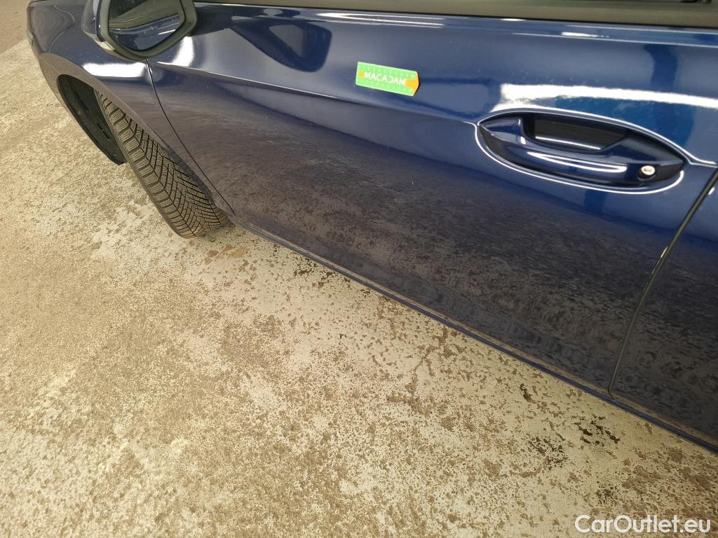  Volkswagen  Golf  VOLKSWAGEN / 2020 / 5P / Berline 2.0 TDI SCR 115 DSG7 Life Busi #10