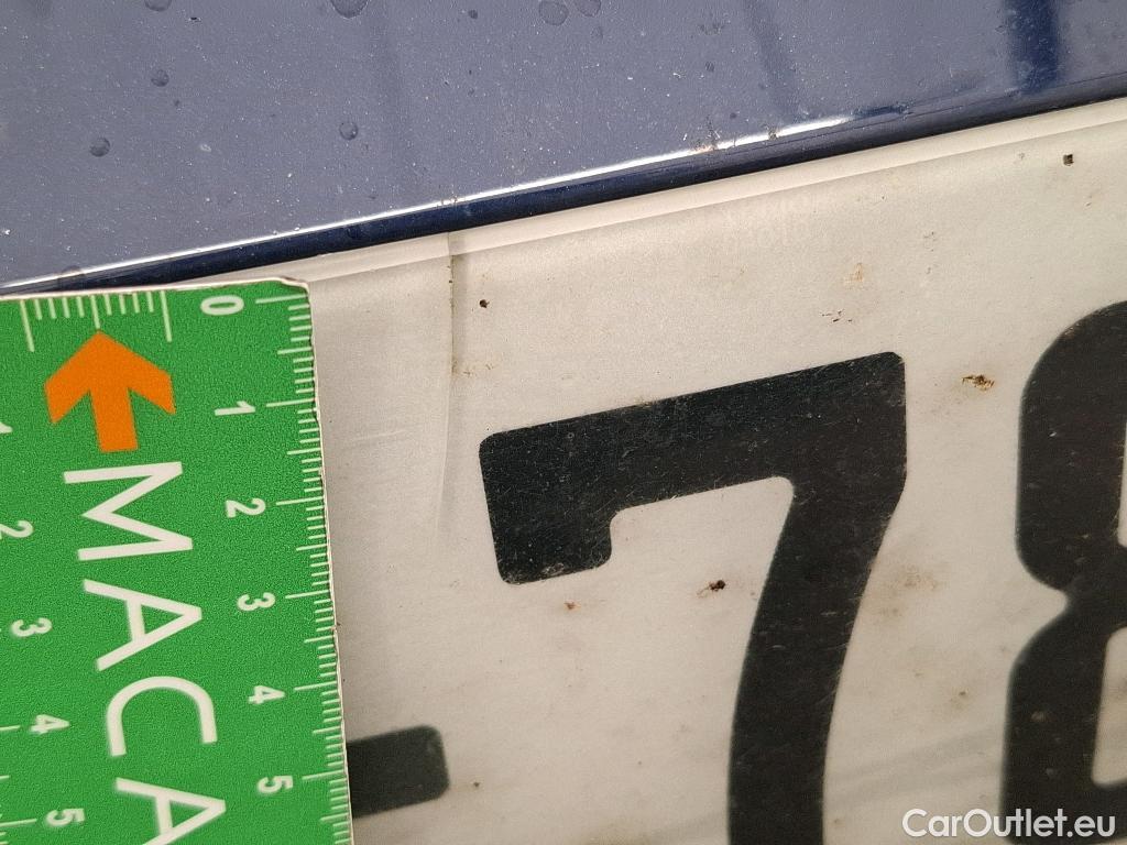  Volkswagen  Golf  VOLKSWAGEN / 2020 / 5P / Berline 2.0 TDI SCR 115 DSG7 Life Busi #74