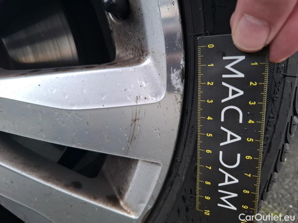  Volkswagen  Golf  VII Berline Confortline Business BMT 1.6 TDI 115CV BVM5 E6dT #57