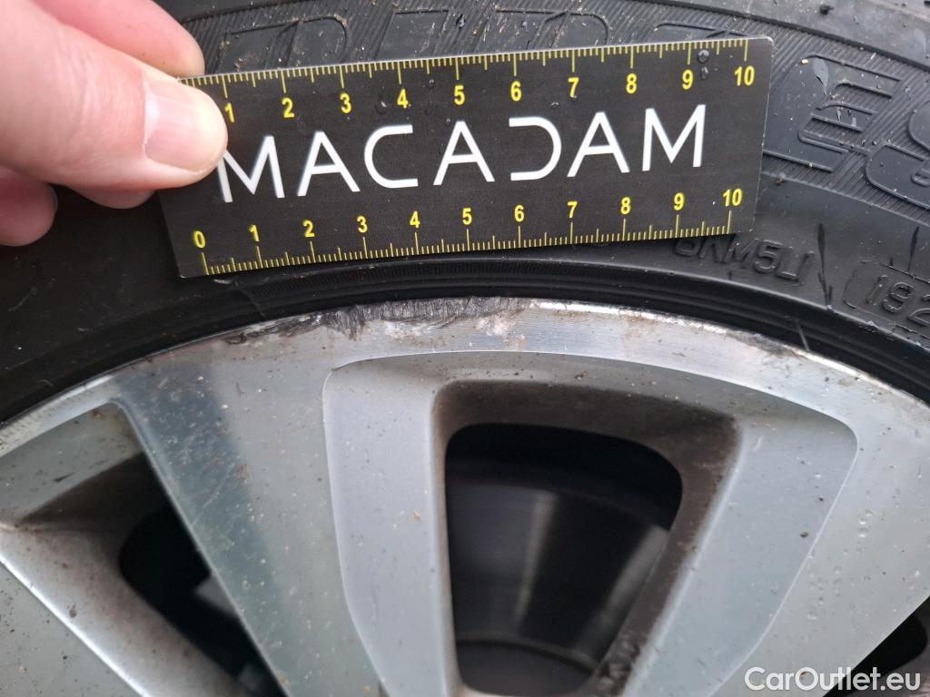  Volkswagen  Golf  VII Berline Confortline Business BMT 1.6 TDI 115CV BVM5 E6dT #56