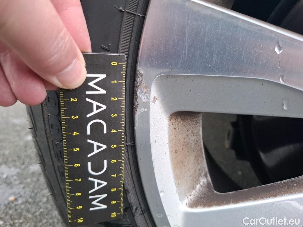  Volkswagen  Golf  VII Berline Confortline Business BMT 1.6 TDI 115CV BVM5 E6dT #73