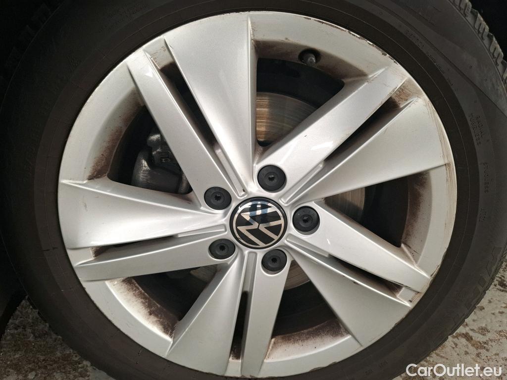  Volkswagen  Golf  VOLKSWAGEN / 2020 / 5P / Berline 2.0 TDI SCR 115 DSG7 Life Busi #58