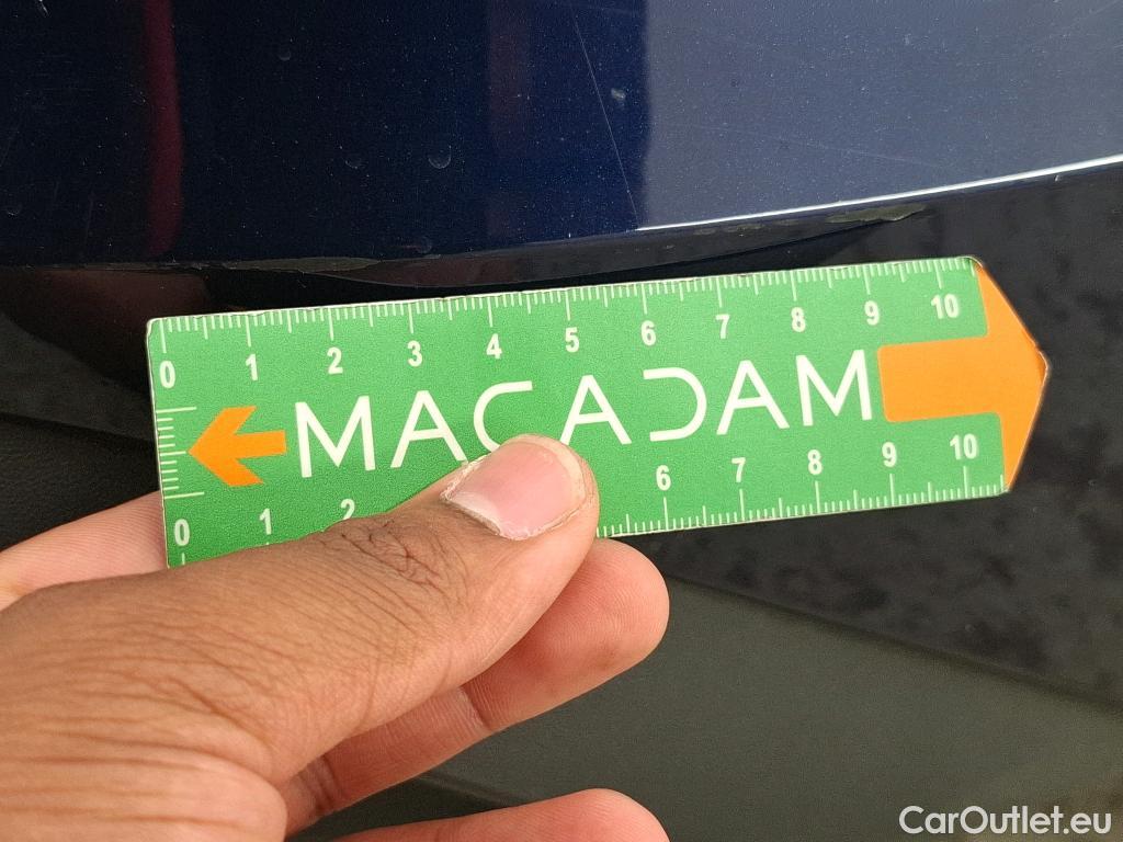  Volkswagen  Golf  VOLKSWAGEN / 2020 / 5P / Berline 2.0 TDI SCR 115 DSG7 Life Busi #35