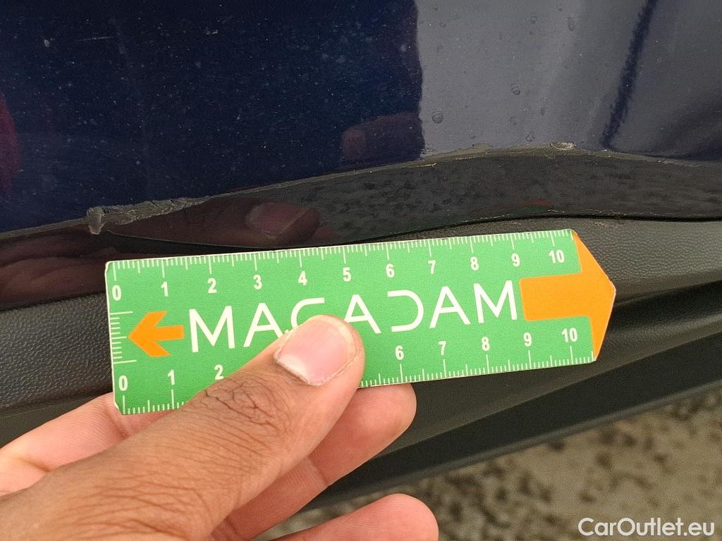  Volkswagen  Golf  VOLKSWAGEN / 2020 / 5P / Berline 2.0 TDI SCR 115 DSG7 Life Busi #28