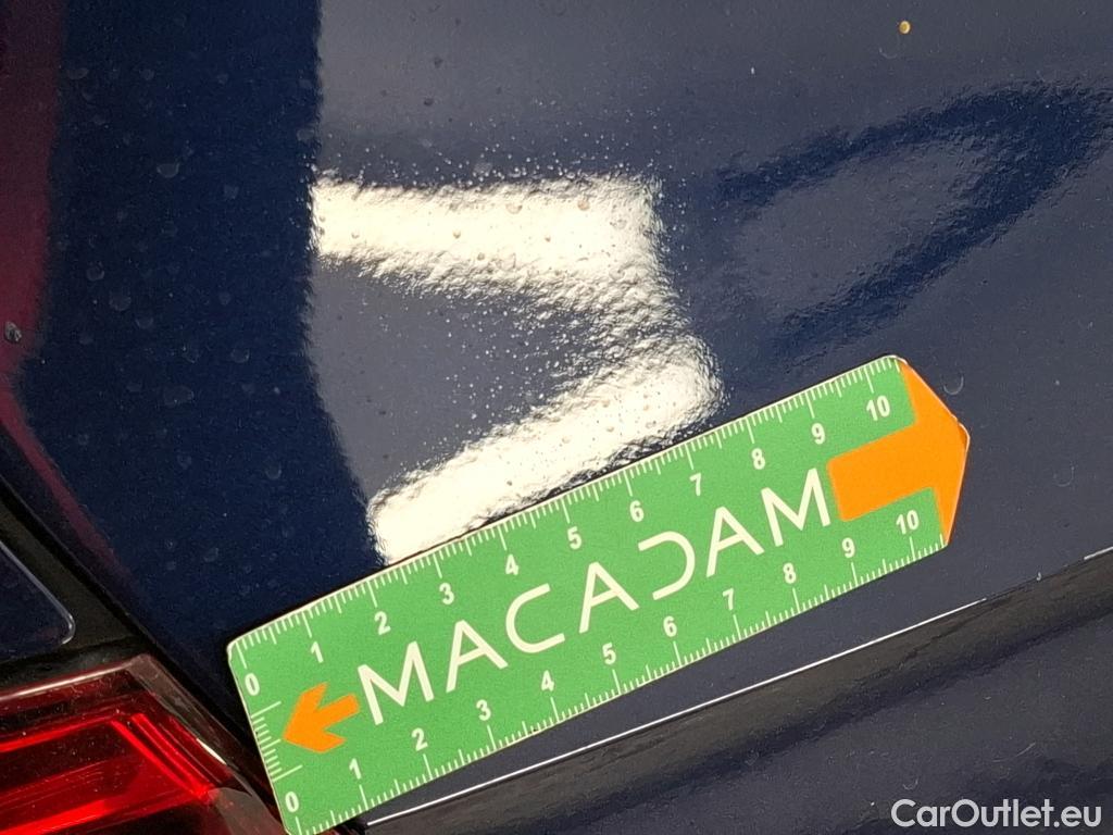  Volkswagen  Golf  VOLKSWAGEN / 2020 / 5P / Berline 2.0 TDI SCR 115 DSG7 Life Busi #8