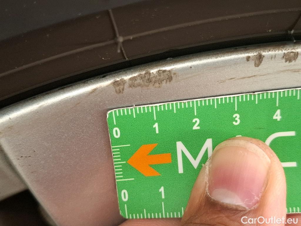  Volkswagen  Golf  VOLKSWAGEN / 2020 / 5P / Berline 2.0 TDI SCR 115 DSG7 Life Busi #53