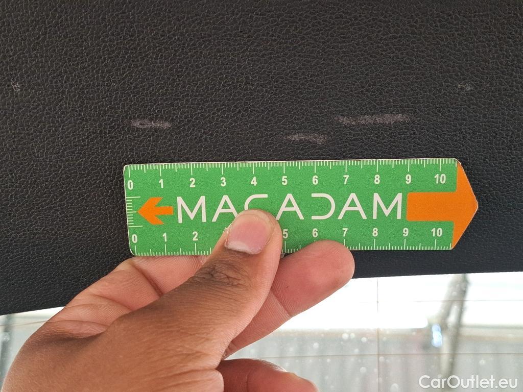  Volkswagen  Golf  VOLKSWAGEN / 2020 / 5P / Berline 2.0 TDI SCR 115 DSG7 Life Busi #66