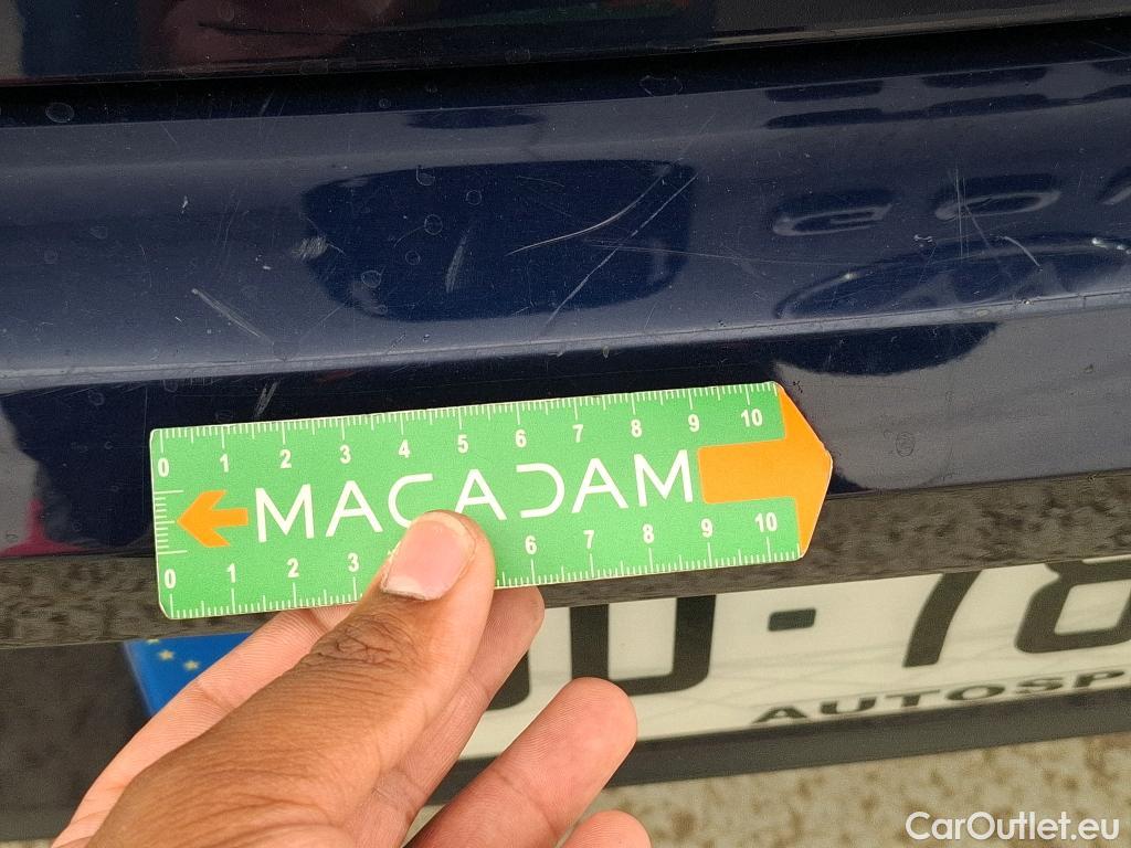  Volkswagen  Golf  VOLKSWAGEN / 2020 / 5P / Berline 2.0 TDI SCR 115 DSG7 Life Busi #30