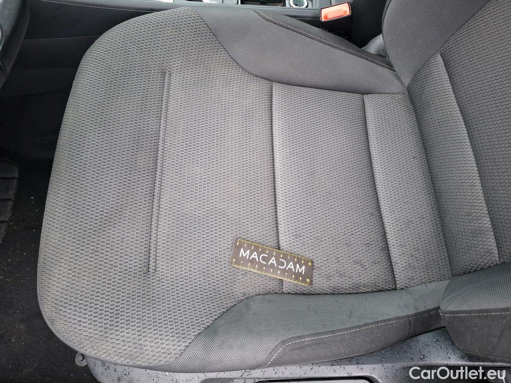  Volkswagen  Golf  VII Berline Confortline Business BMT 1.6 TDI 115CV BVM5 E6dT #67