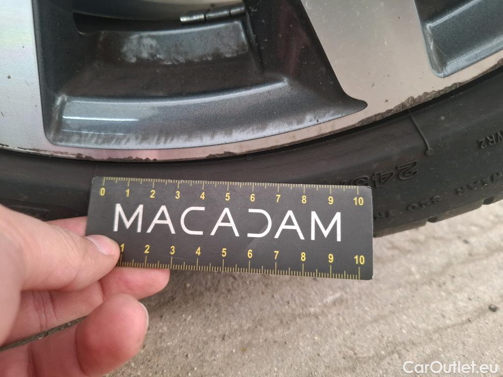  Audi  A4 AUDI  Avant / 2019 / 5P / Break 40 TFSI ultra 204 S tronic Avus #32