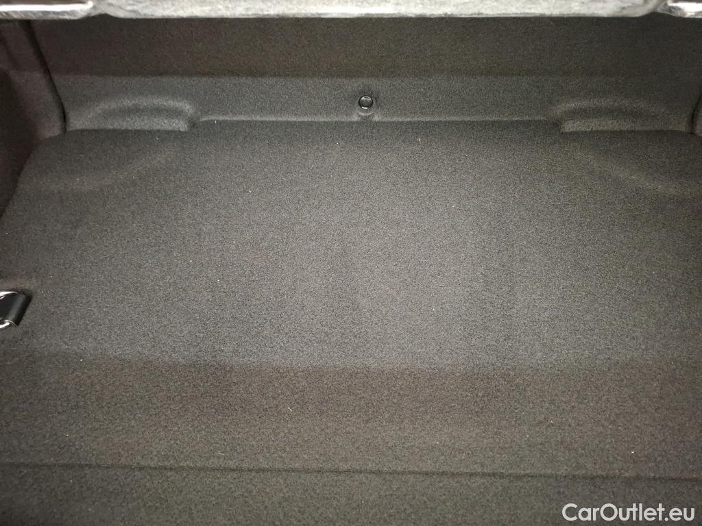  Bmw  Serie 1 Série 1 Berline 120 d xDrive M Sport 2.0 190CV BVA8 E6d #38