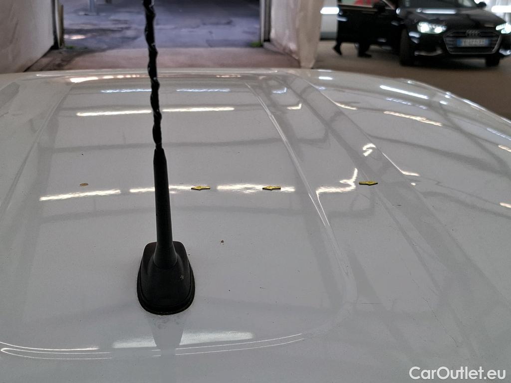  Citroen  C3  Shine Pack 1.2 PureTech 110CV BVA6 6E #5